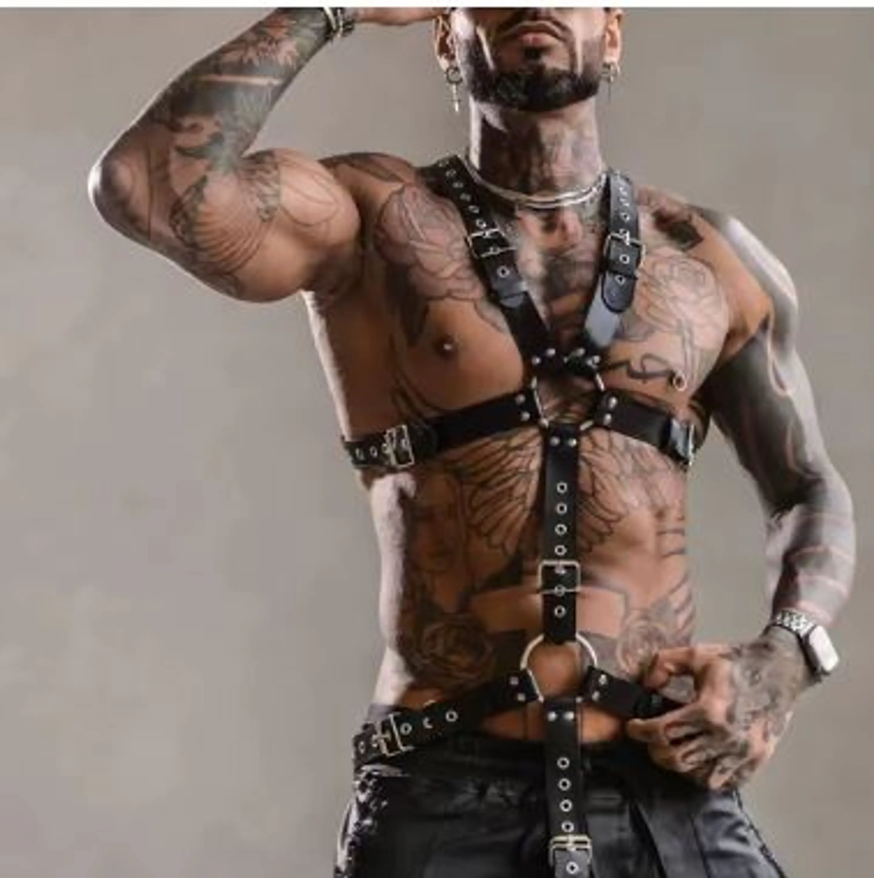  NUEVO  ARNES CON ANILLO RETARDANTE NEGRO 3