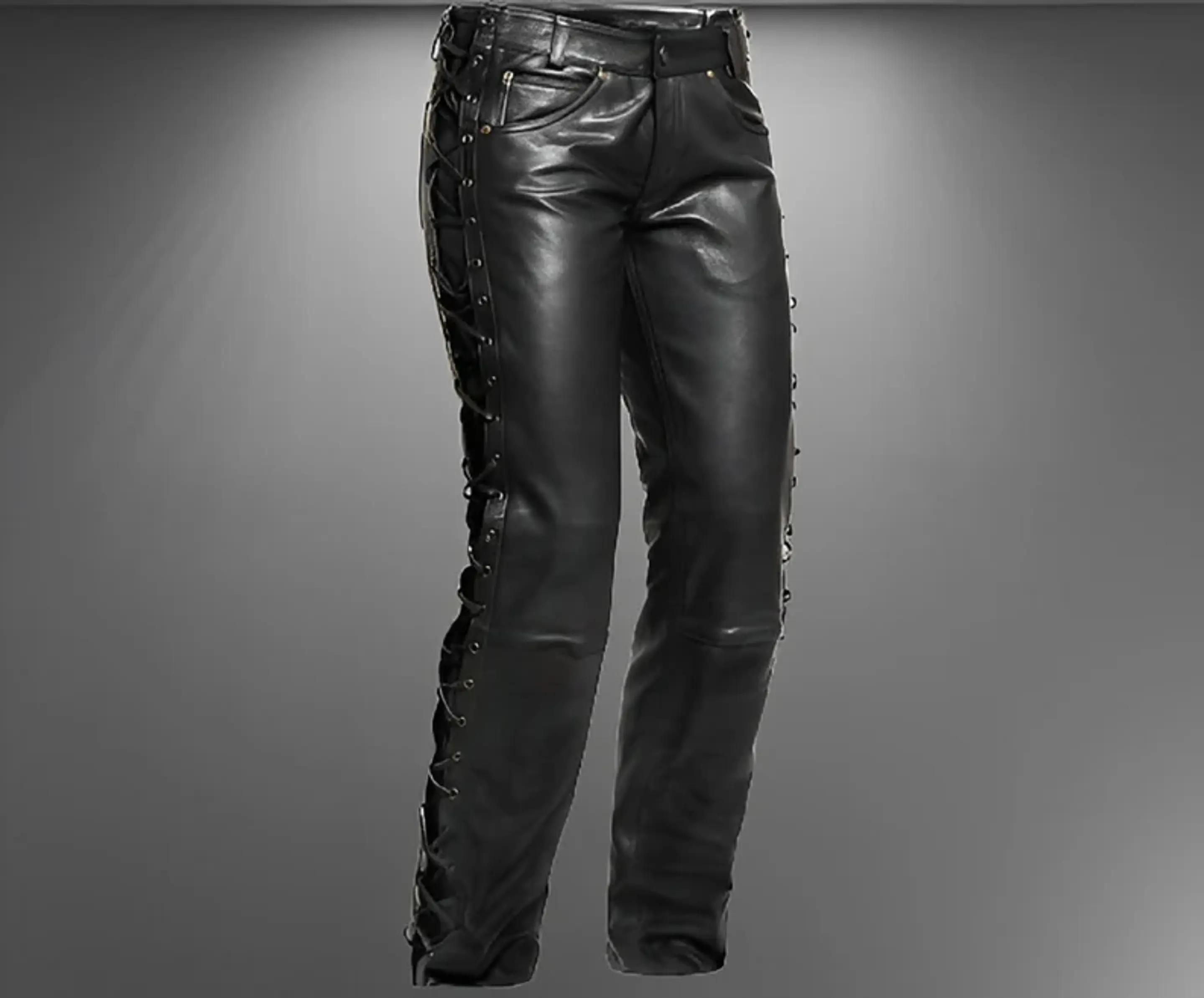 PANTALON EN CUERO SINTETICO CON CUERDA LATERAL 1