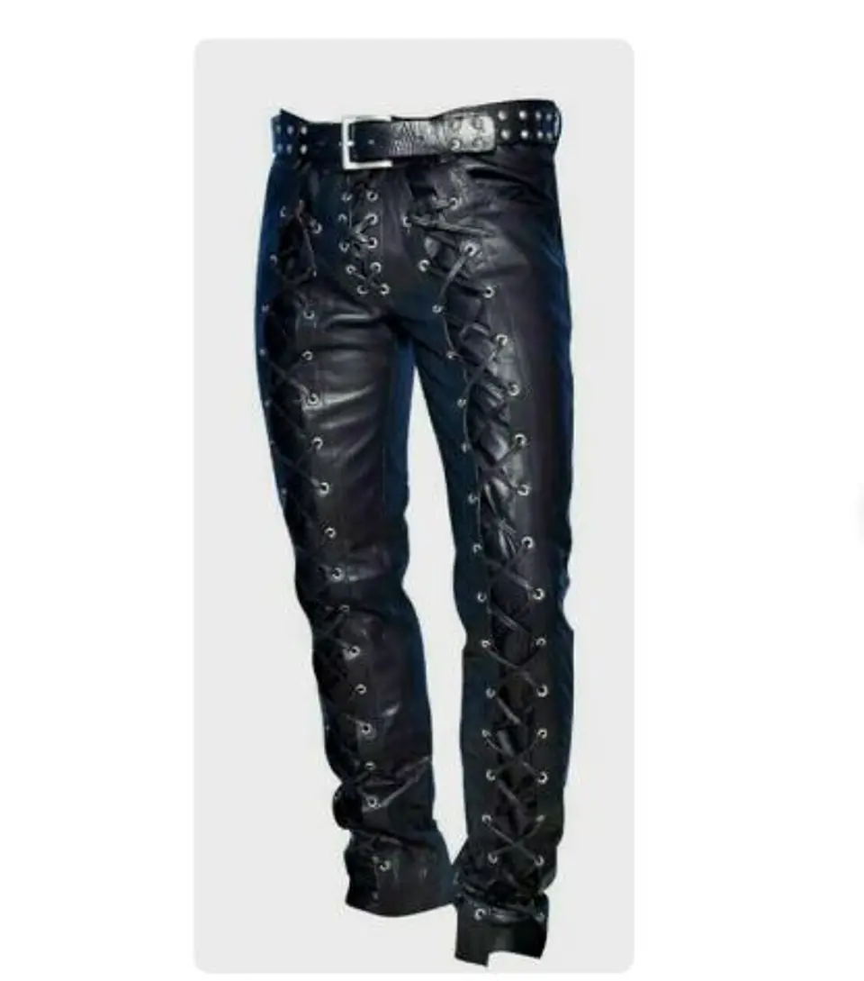 PANTALON EN CUERO SINTETICO CON CUERDA FRONTAL 1