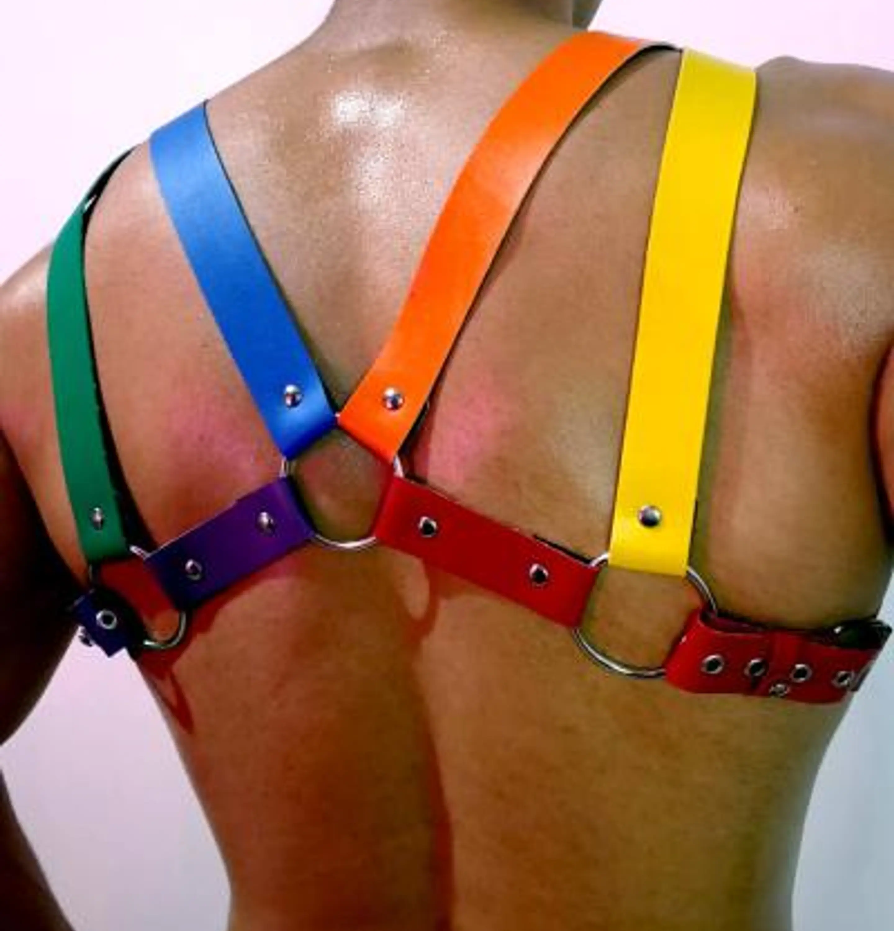 ARNES CUERO SINTETICO LGBTI #3 2