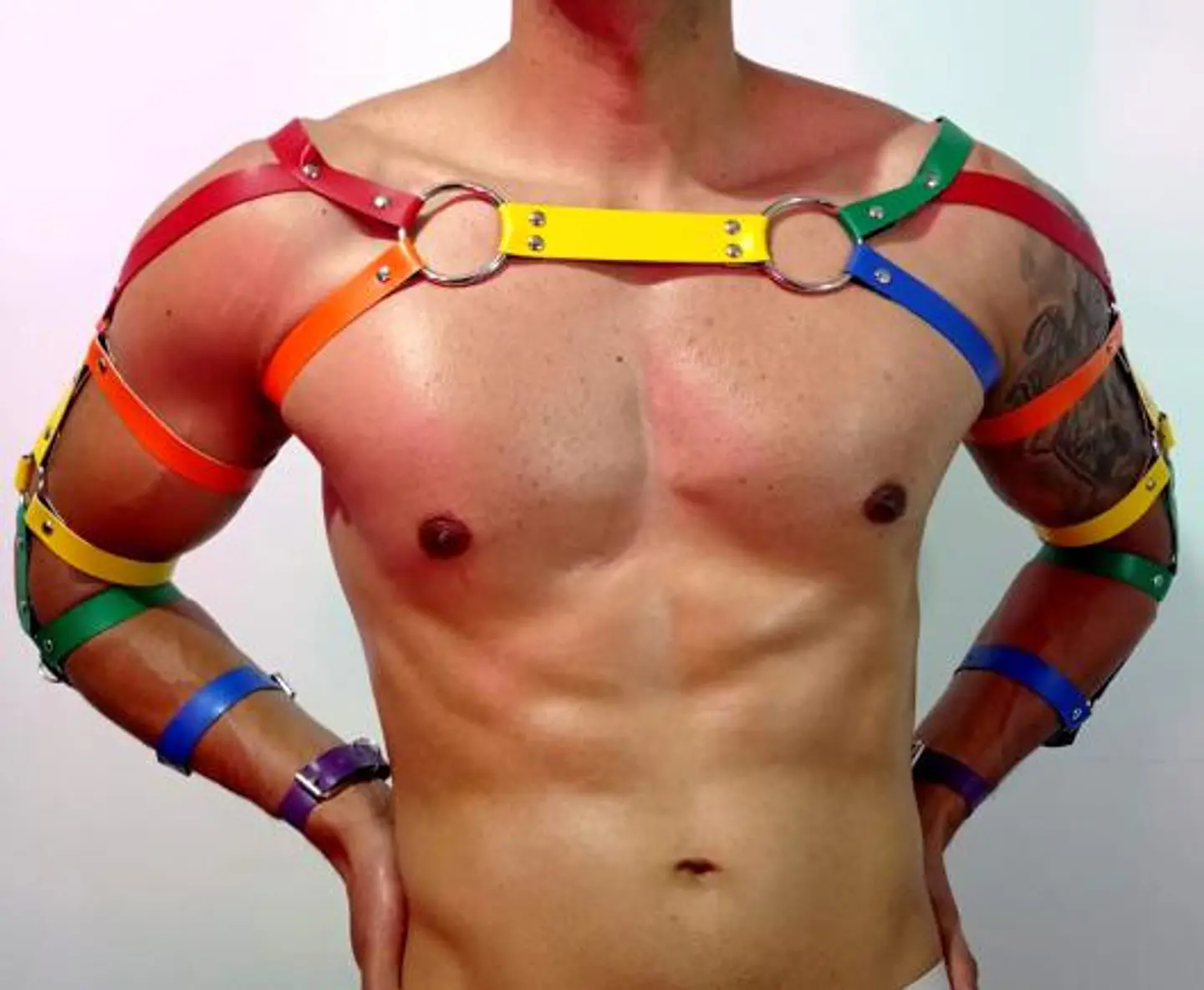 ARNES CUERO SINTETICO LGBTI #4 1