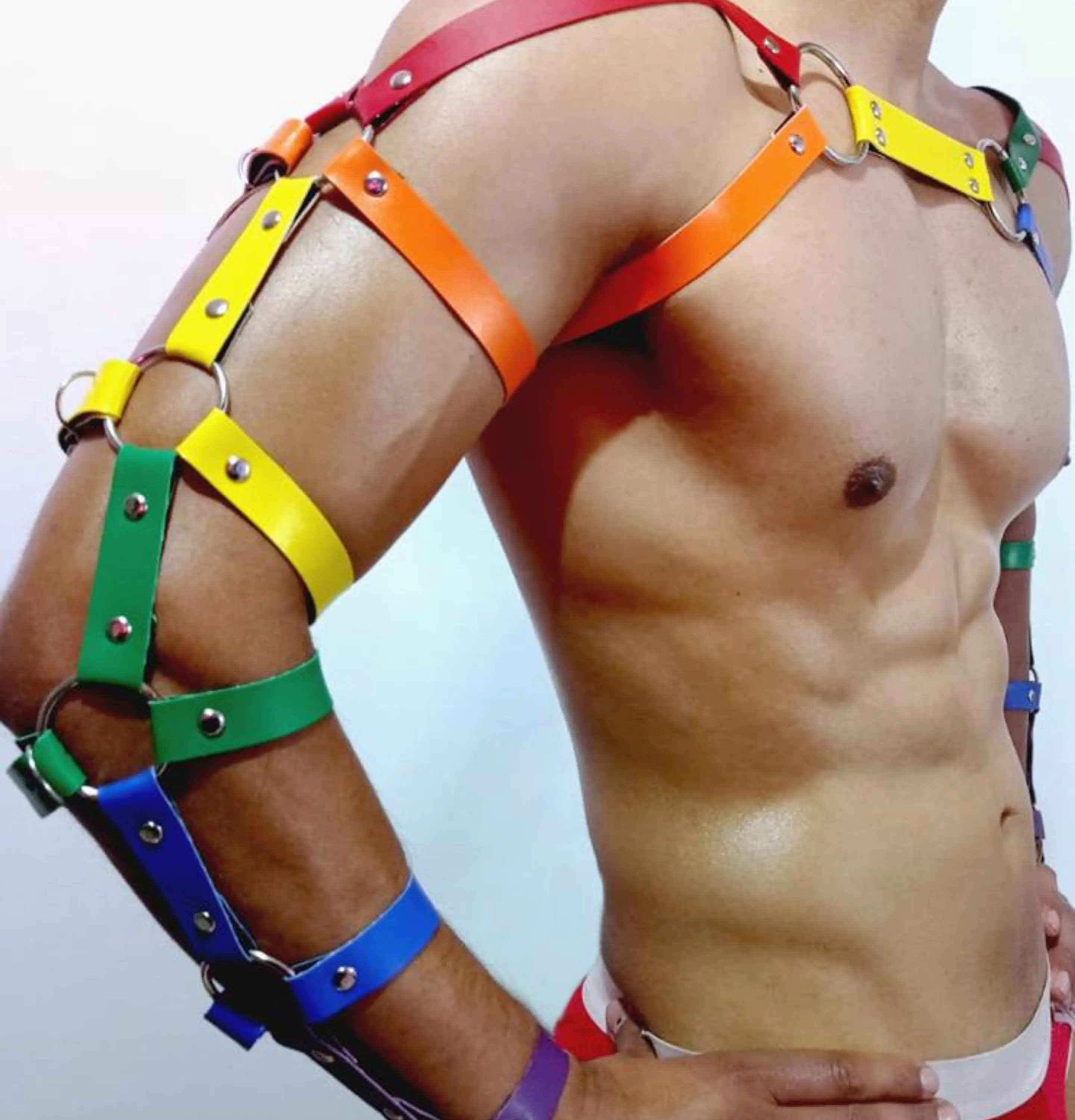 ARNES CUERO SINTETICO LGBTI #4 2