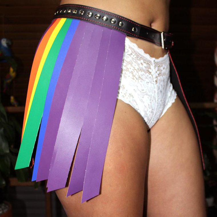 FALDA EN CUERO SINTETICO  PARA DAMA COLORES 2