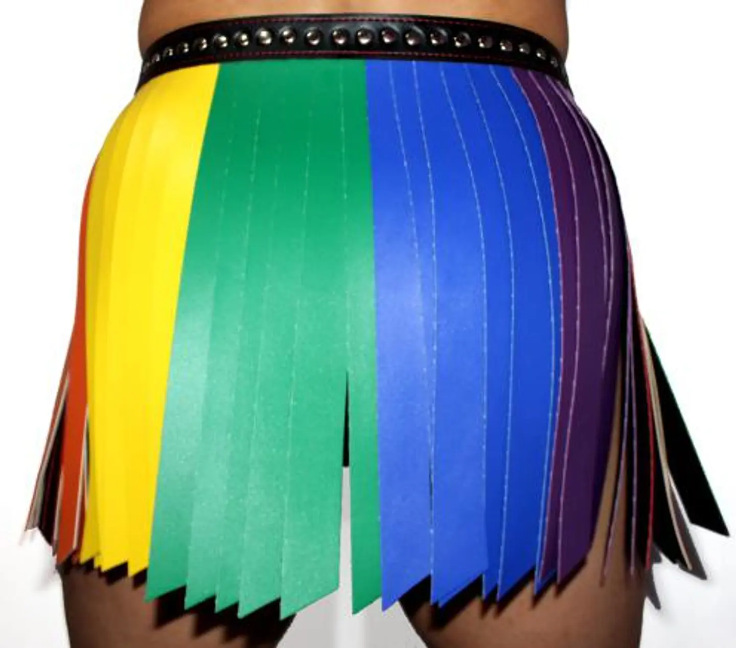 FALDA EN CUERO SINTETICO PARA HOMBRE COLORES 3
