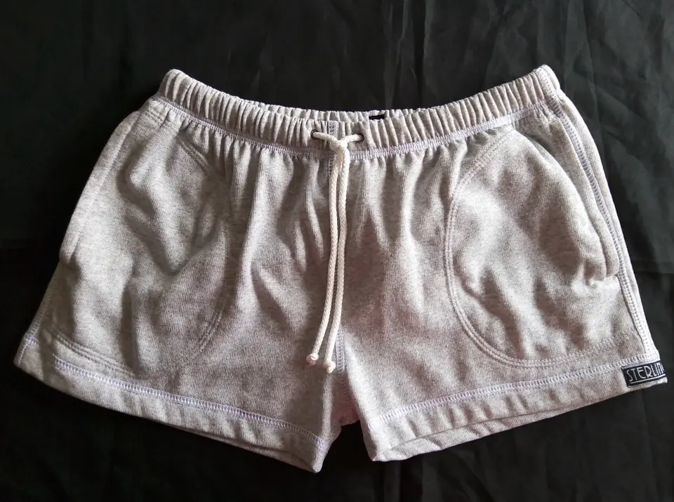 SHORT CORTO EN ALGODON  4