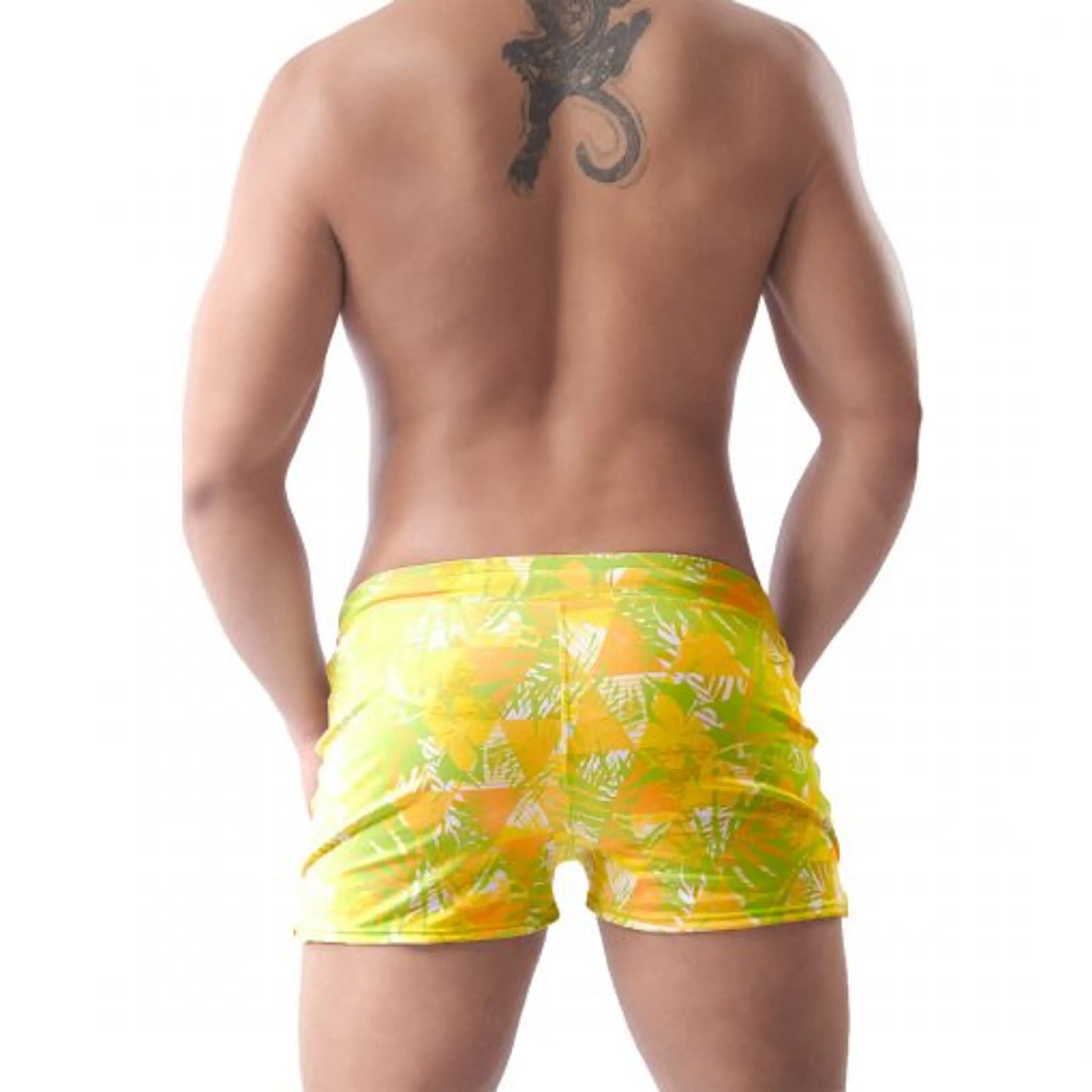 SHORT CORTO ESTAMPADO  3