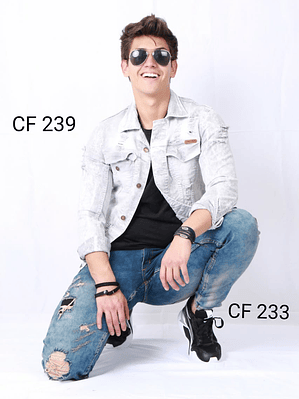 CHAQUETA EN JEANS 239