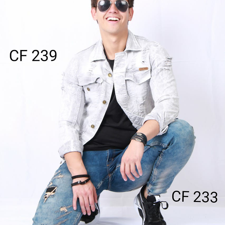 CHAQUETA EN JEANS 239 2