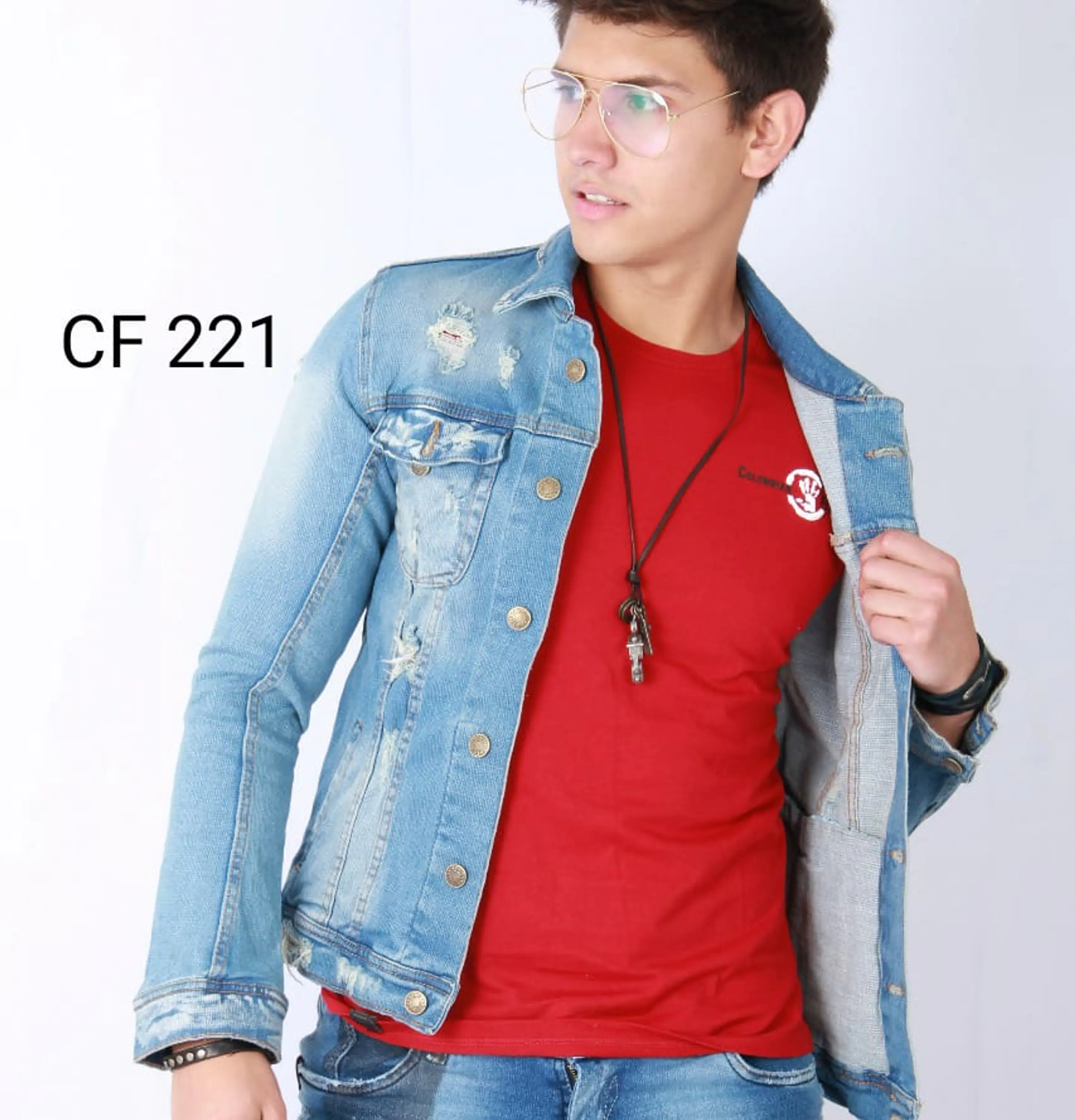 CHAQUETA EN JEANS 221 1