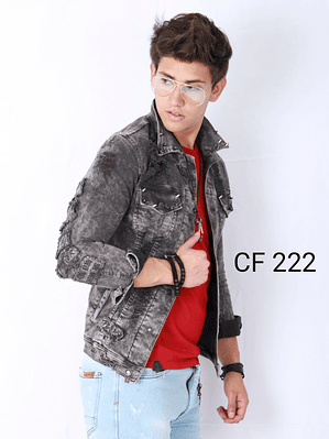 CHAQUETA EN JEANS 
