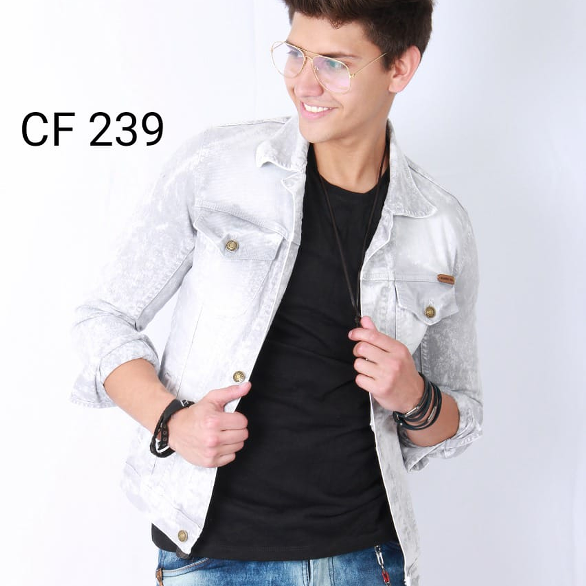 CHAQUETA EN JEANS 239 1