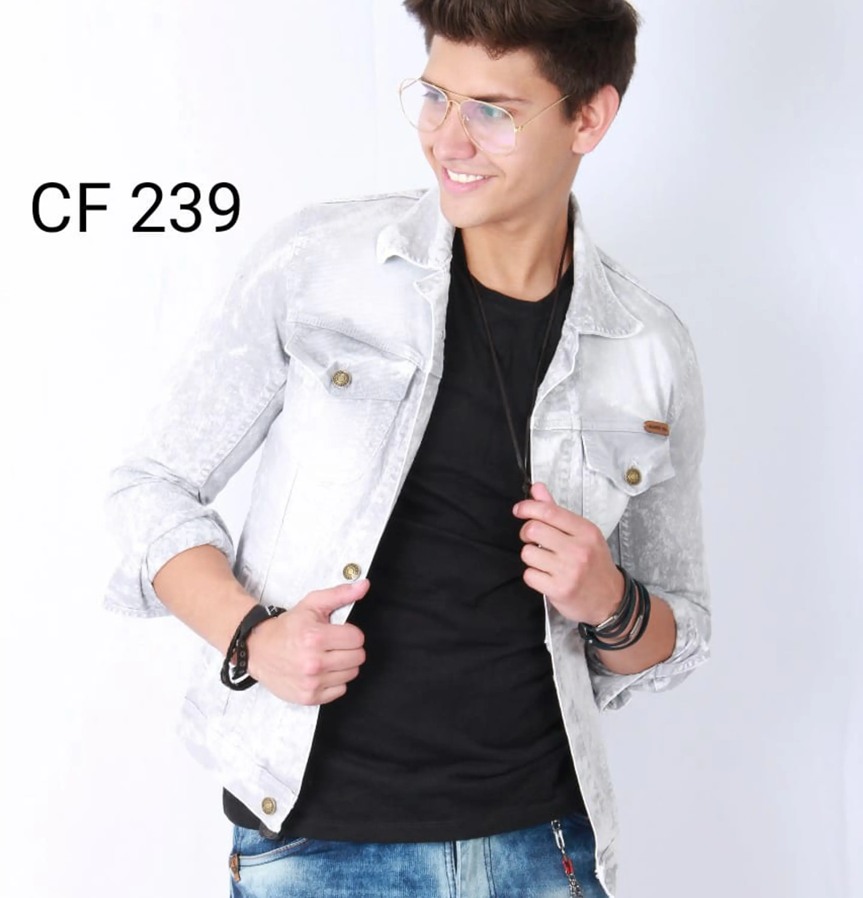 CHAQUETA EN JEANS 239 1