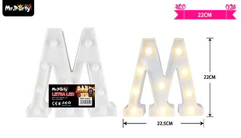 Letra M con luz led 22cm