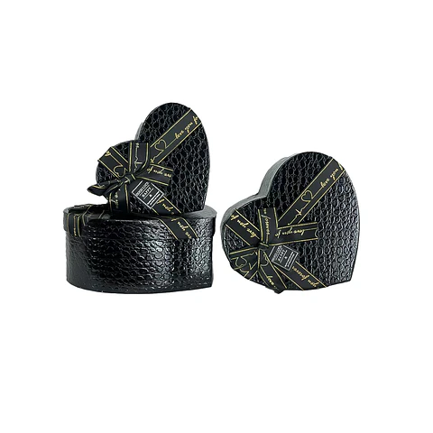 Caja de regalo corazón negro 3pcs