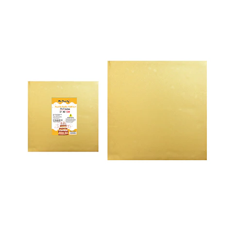 Base para pastel cuadrada de 1.2mm 40.5cm dorada