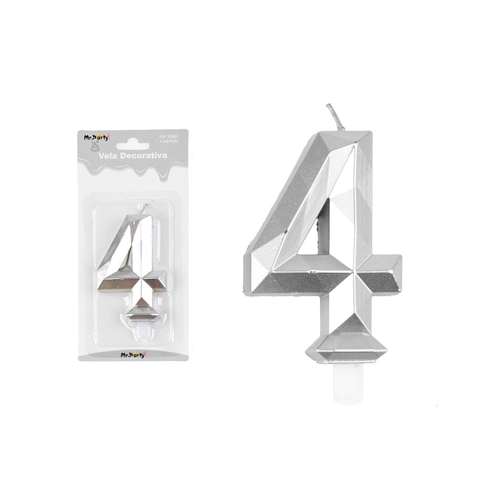 Vela de número 4 plateado en 3D