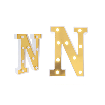 Letra N dorada con luz LED 22cm
