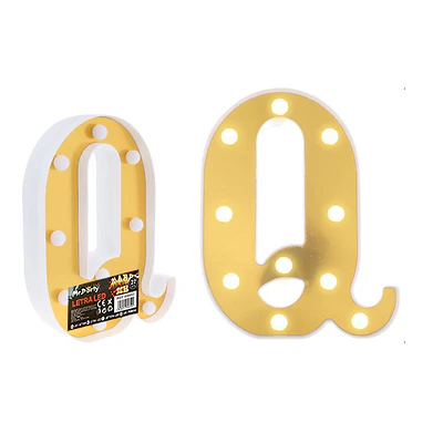 Letra Q dorada con luz LED 22cm