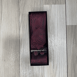 Corbata burdeo con diseño