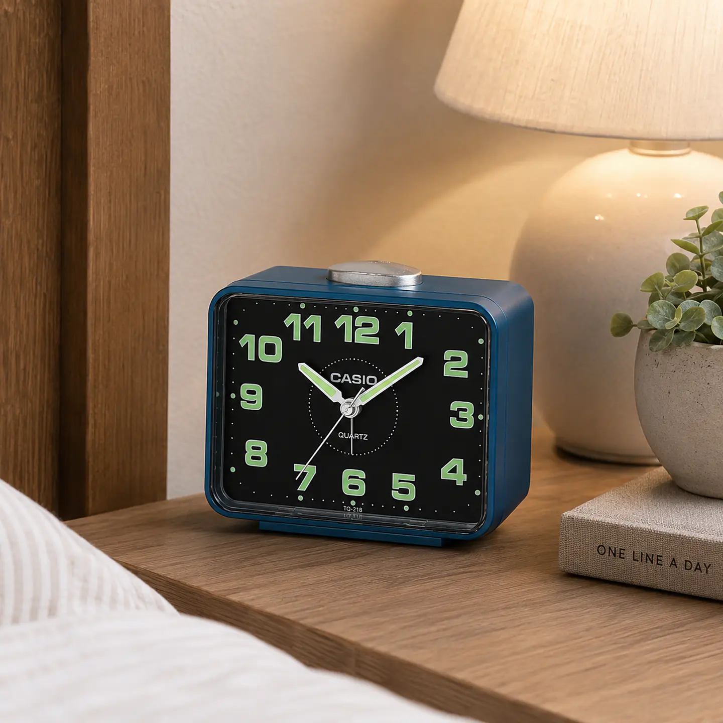 Reloj Despertador Casio TQ-218-8 Analógico con Snooze 3