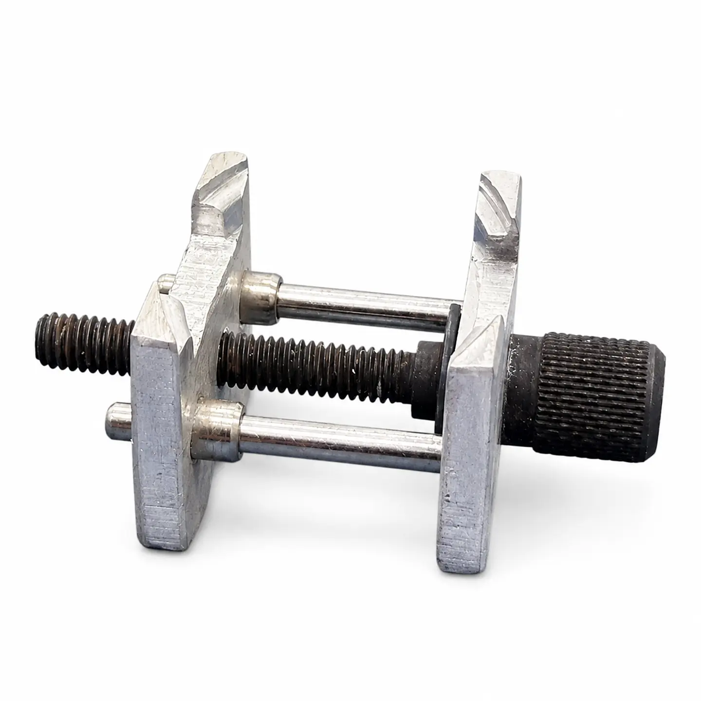 Holder de Aluminio para Máquinas de Reloj 1