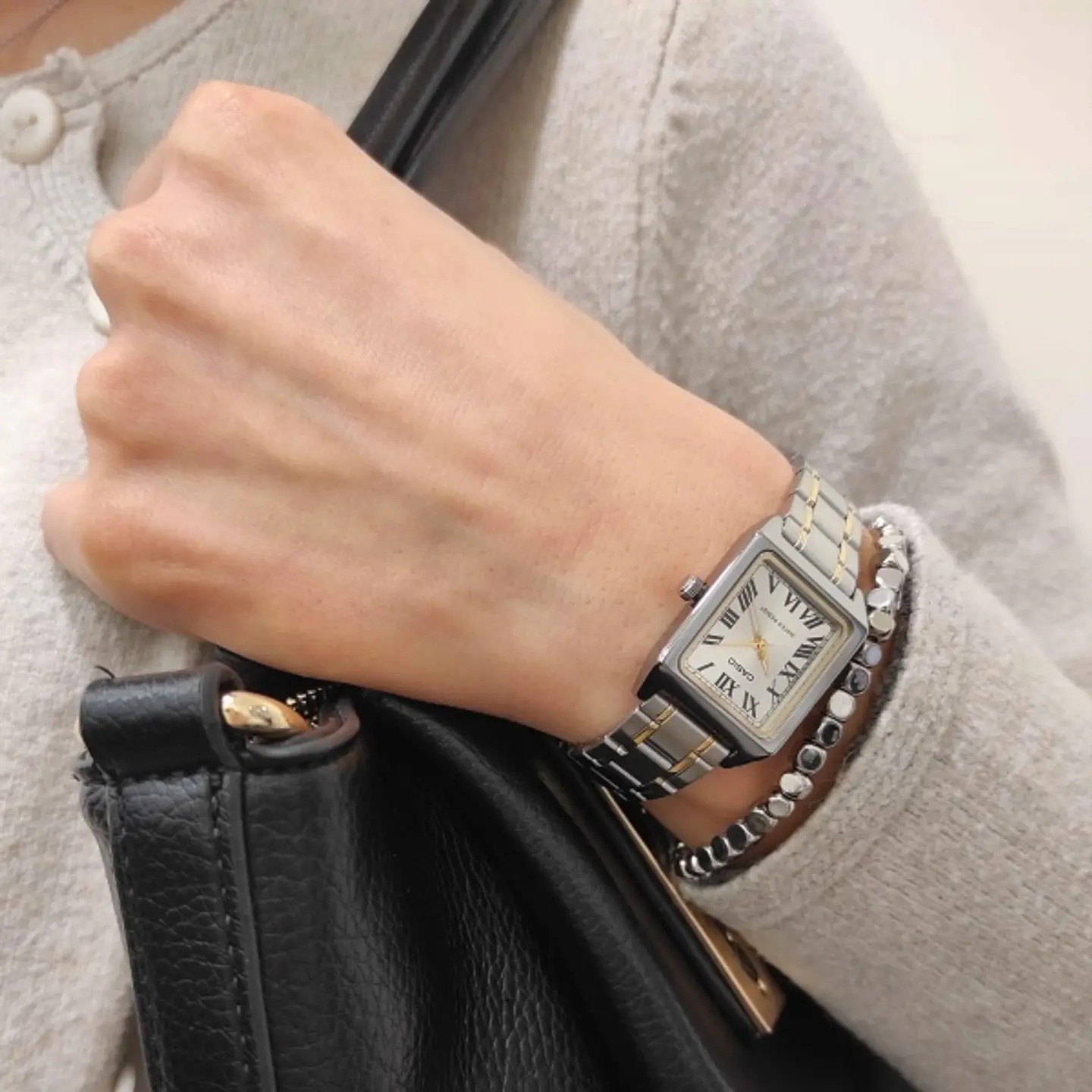 Reloj Casio Mujer Ltp-V007G-9B Fusión Gold Two Tone 4