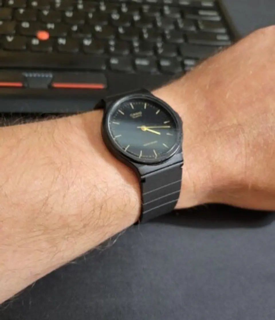 RELOJ CASIO MUJER MQ-24-1EL 4