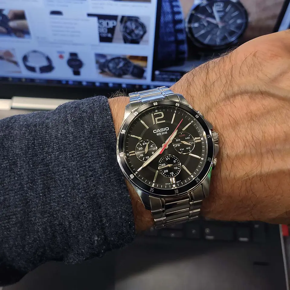 Reloj Casio Hombre MTP1374D-1A 3