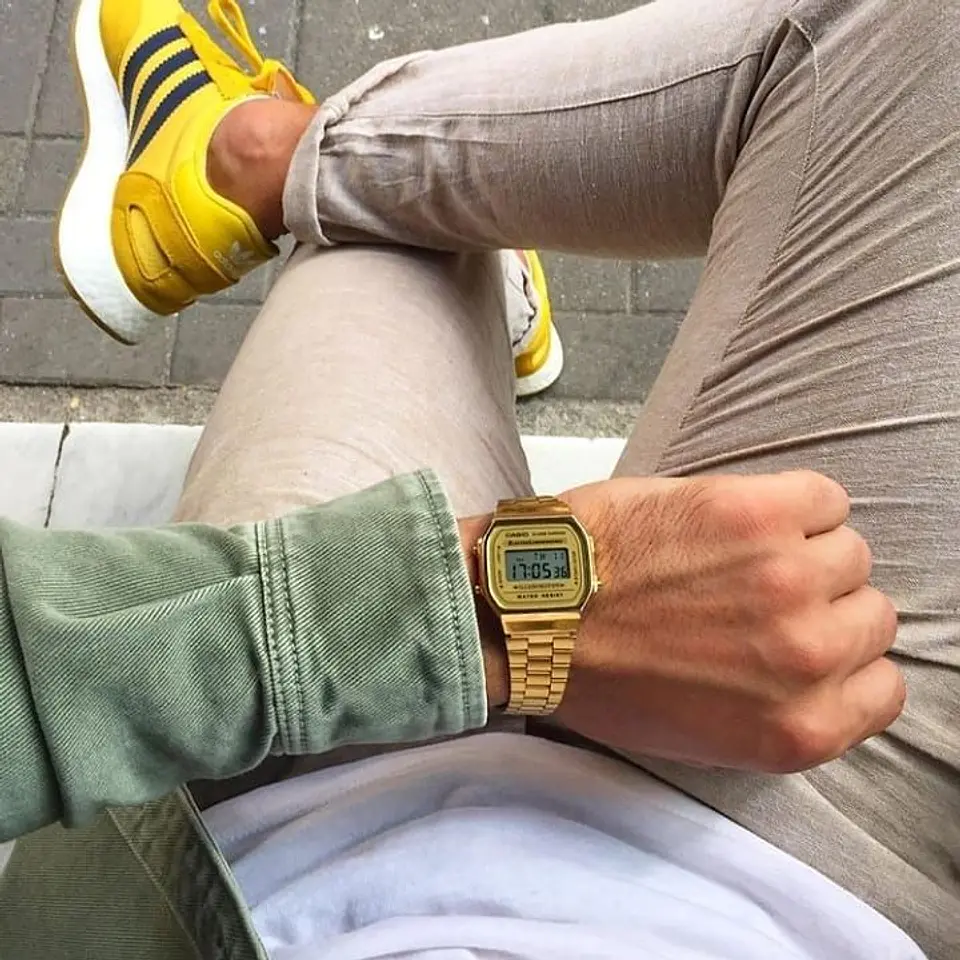 RELOJ CASIO PARA HOMBRE A168WG-9W 3