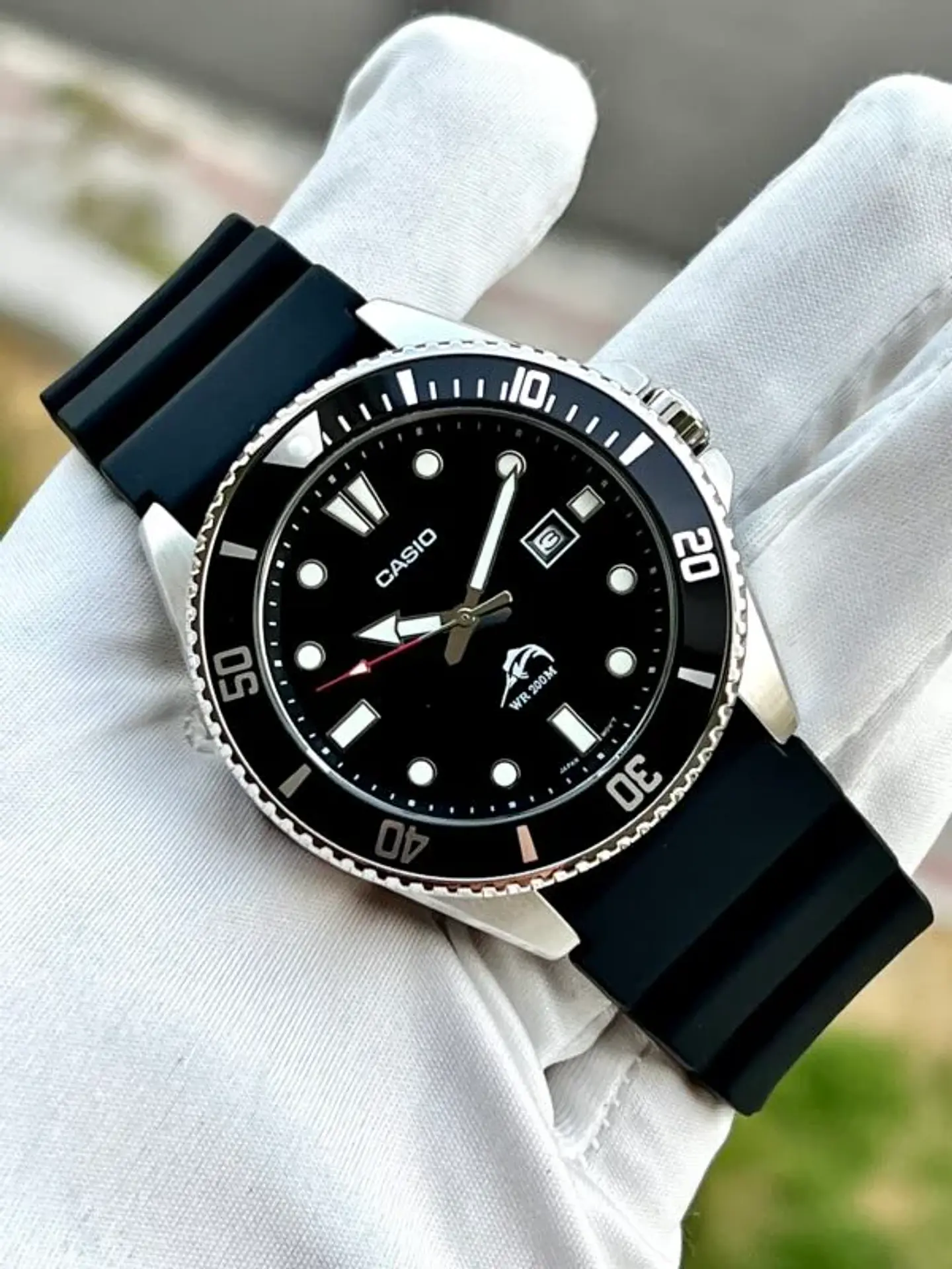 RELOJ CASIO PARA HOMBRE MDV-106-1AV 2