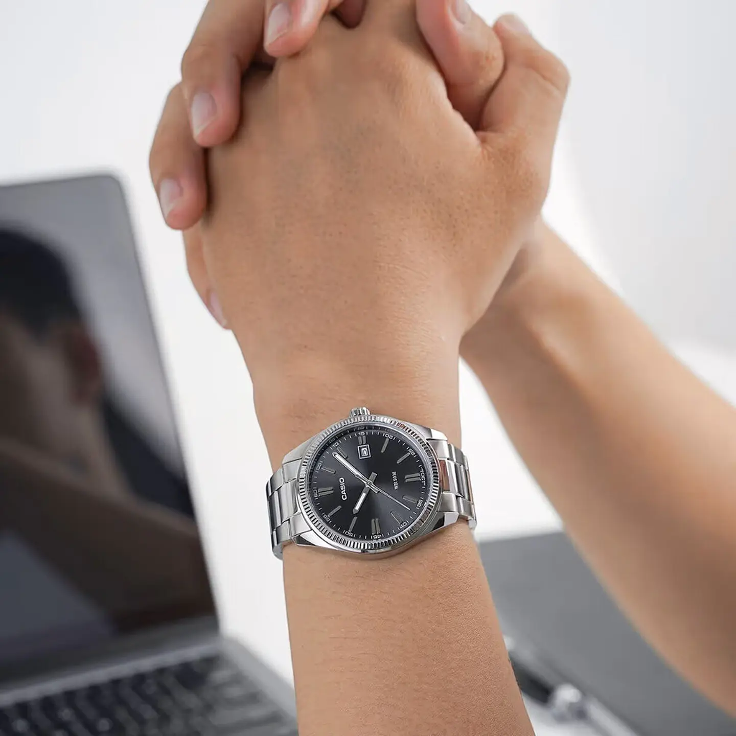 RELOJ CASIO PARA HOMBRE MTP-1302D-1A1 ELEGANTE 4