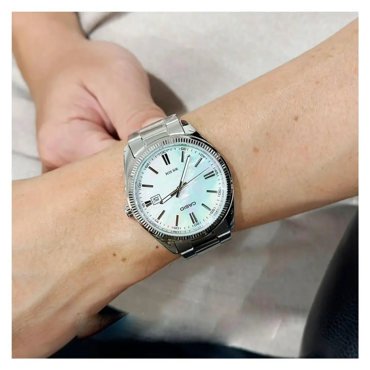 RELOJ CASIO PARA HOMBRE MTP-1302DS-2AV 4