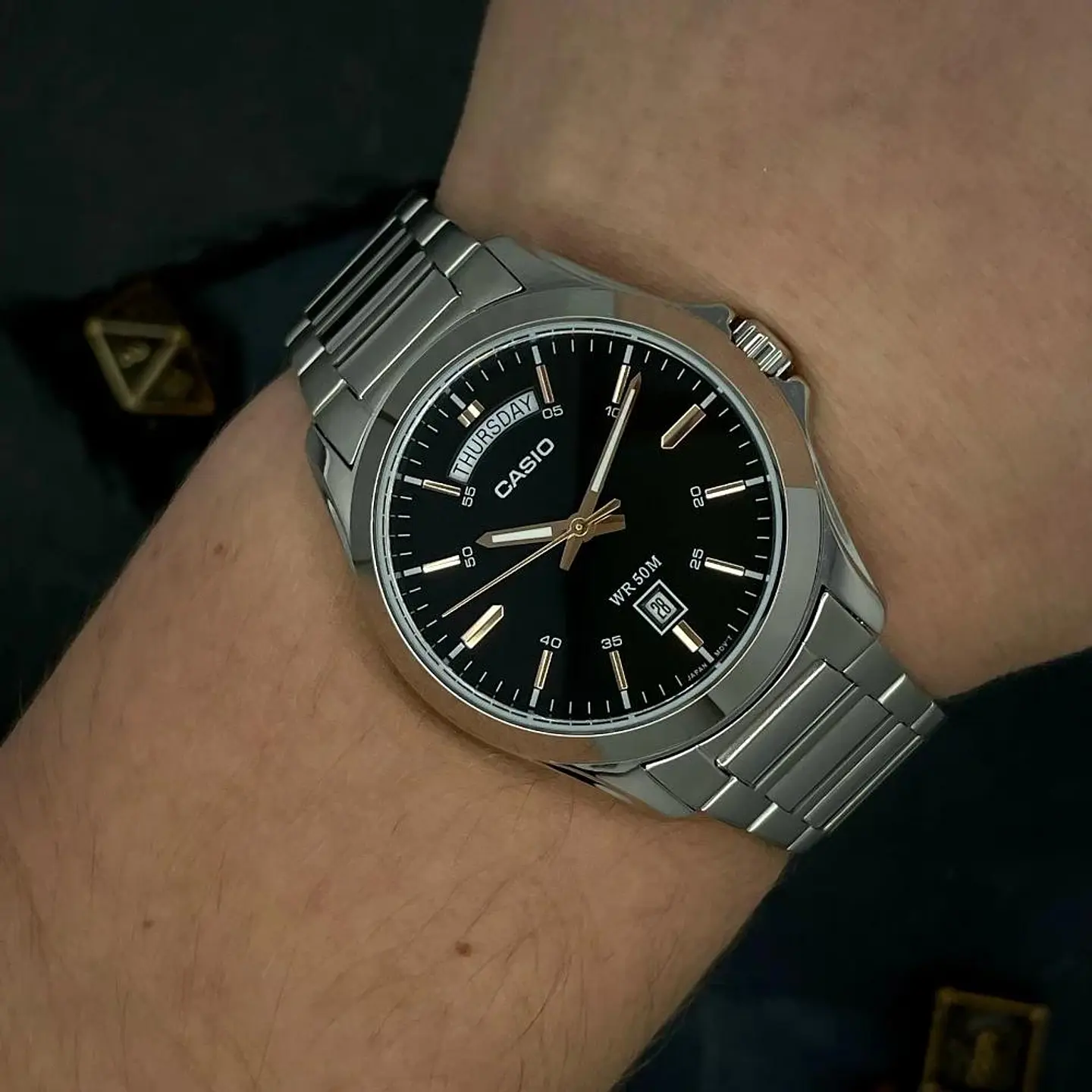 RELOJ CASIO PARA HOMBRE MTP-1370-1A2 3