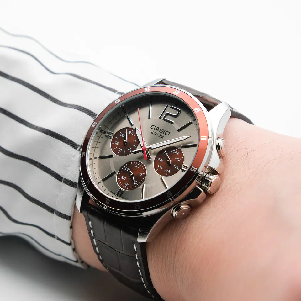 RELOJ CASIO PARA HOMBRE MTP-1374L-7A1 3