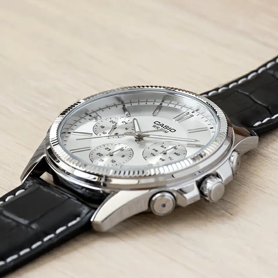 RELOJ CASIO PARA HOMBRE MTP-1375L-7A 2