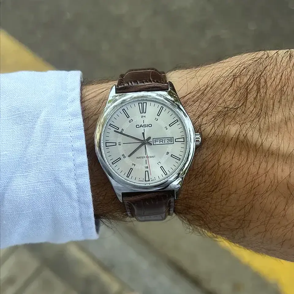 RELOJ CASIO PARA HOMBRE MTP-V006L-7C 2