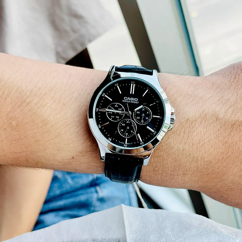 RELOJ CASIO PARA HOMBRE MTP-V300L-1A 2