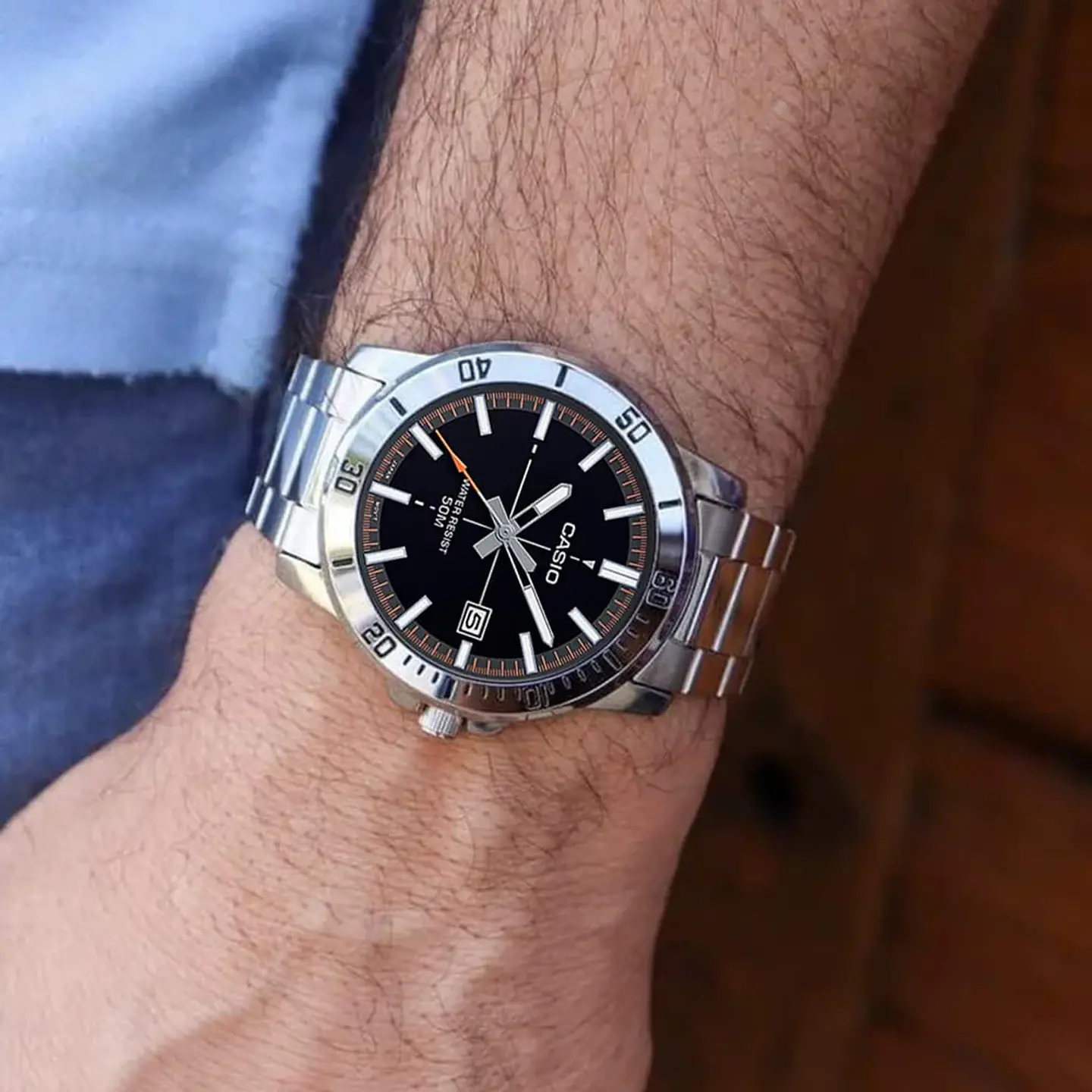 RELOJ CASIO PARA HOMBRE MTP-VD01D-1E2V 2
