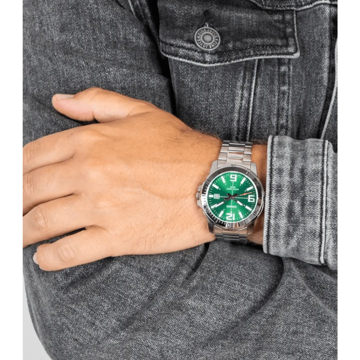 RELOJ CASIO PARA HOMBRE MTP-VD01D-3BV 3