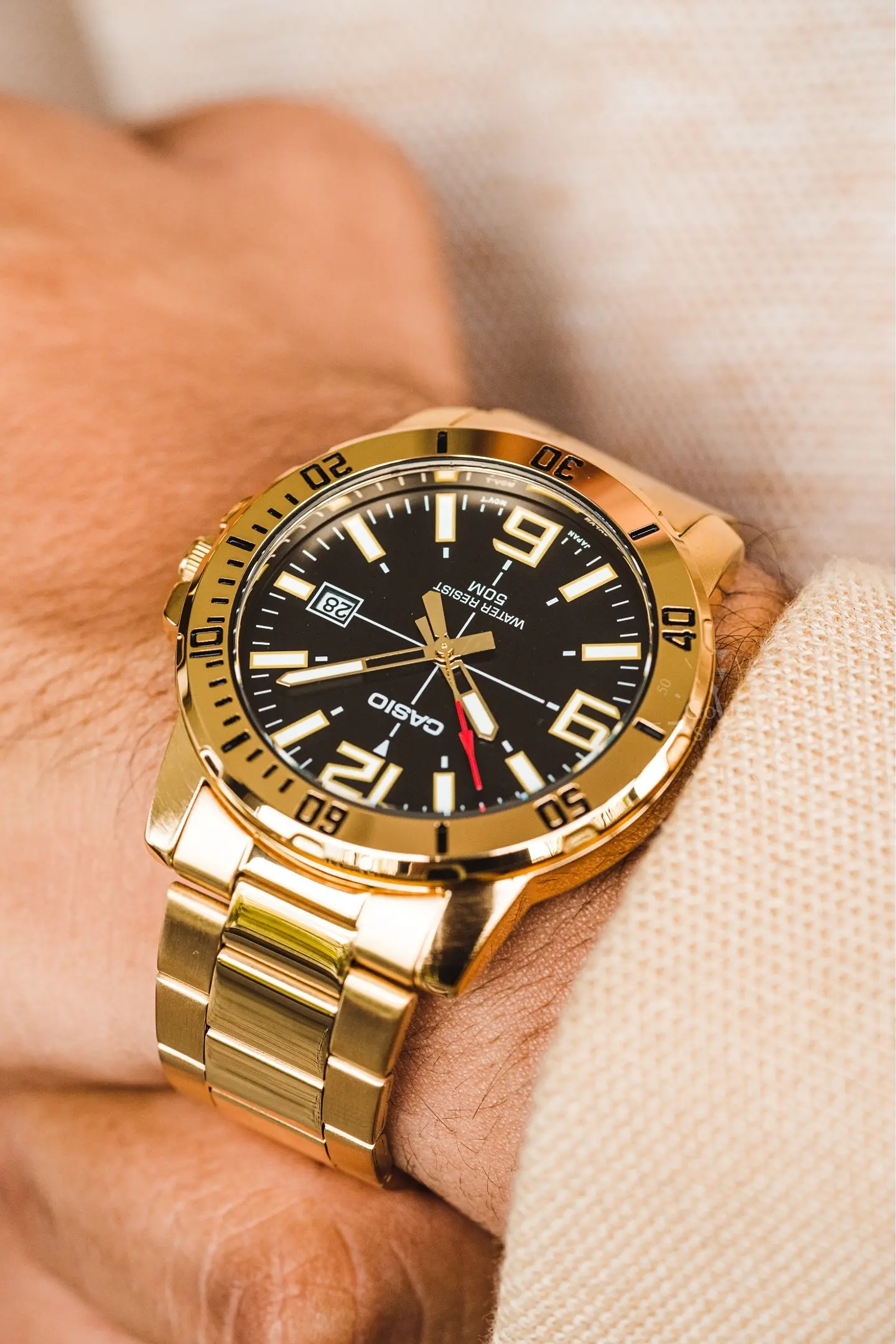 RELOJ CASIO PARA HOMBRE MTP-VD01G-1B 2