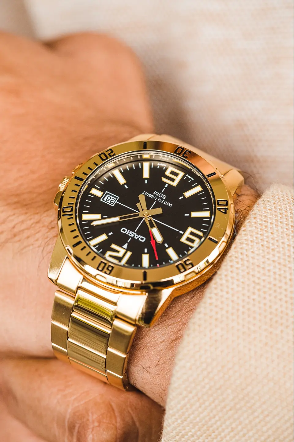 RELOJ CASIO PARA HOMBRE MTP-VD01G-1B 2
