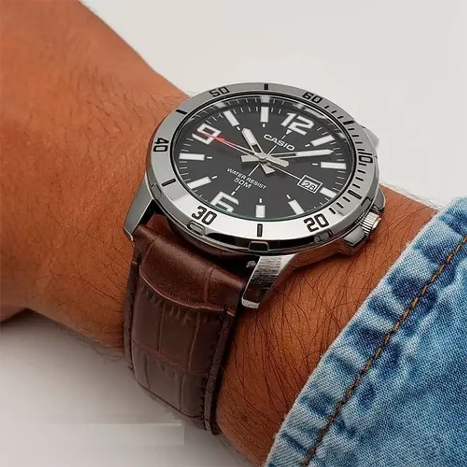 RELOJ CASIO PARA HOMBRE MTP-VD01L-1BV 3