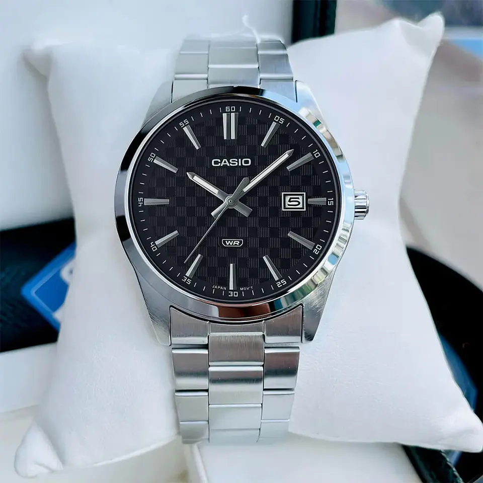 RELOJ CASIO PARA HOMBRE MTP-VD03D-1A 3