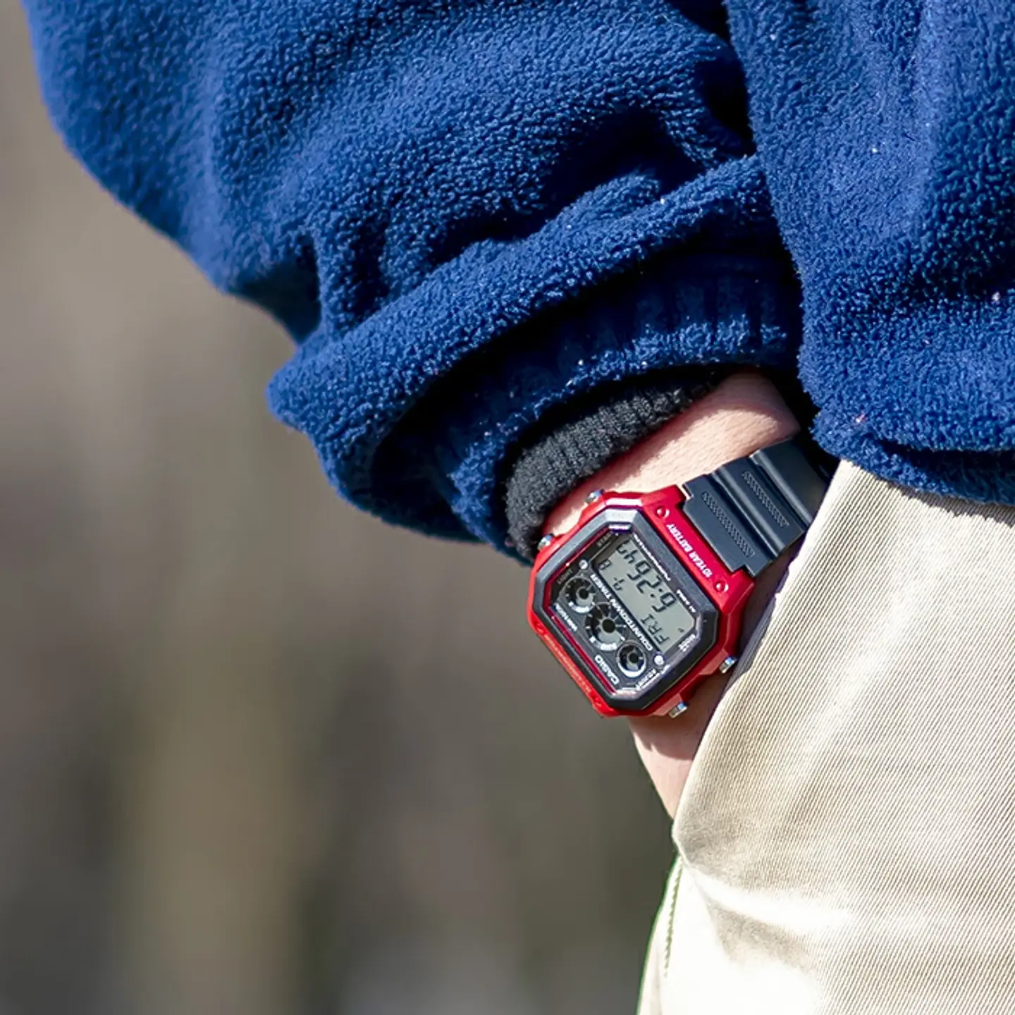RELOJ CASIO PARA HOMBRE AE-1300WH-4AV 2