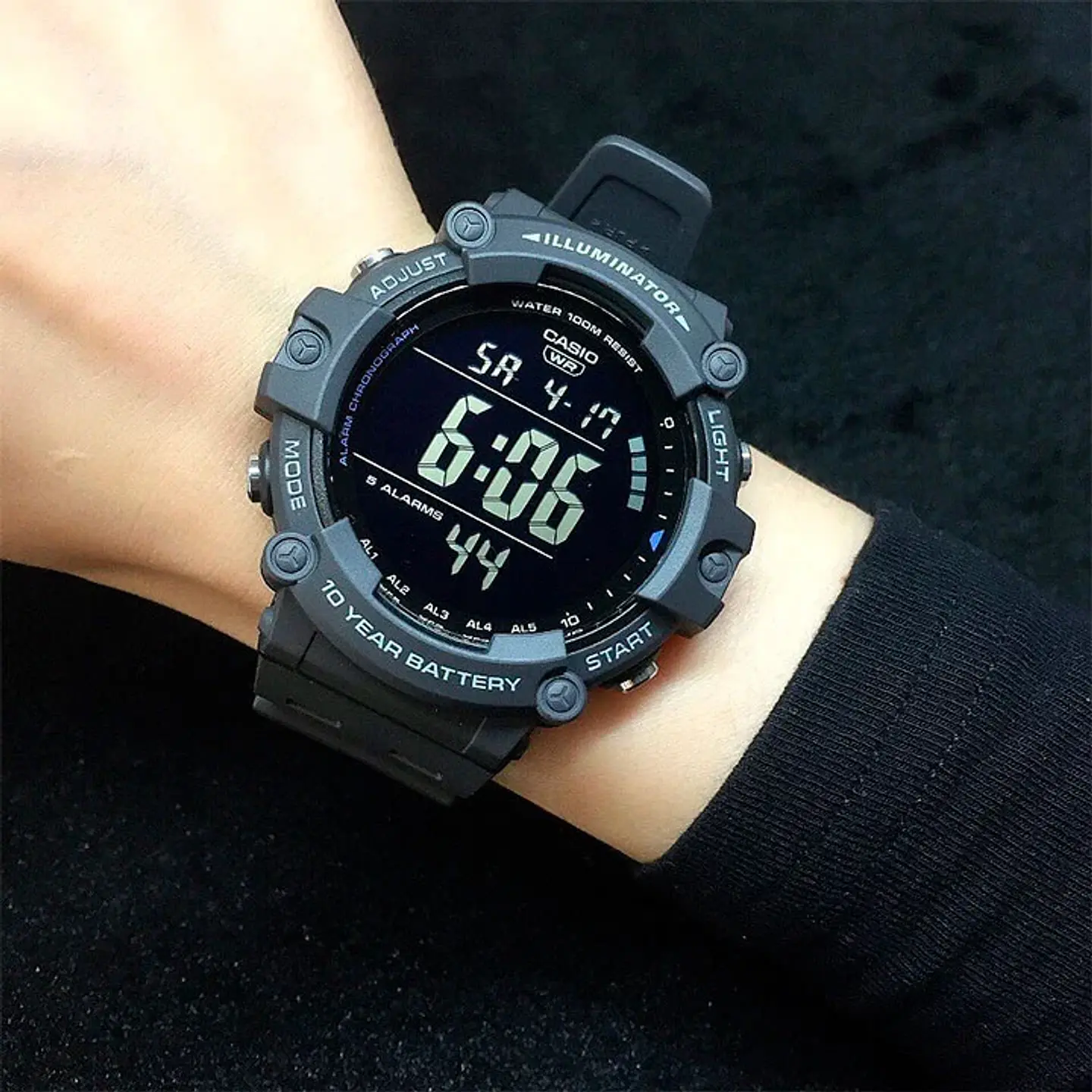 RELOJ CASIO PARA HOMBRE AE-1500WH-8BV 3