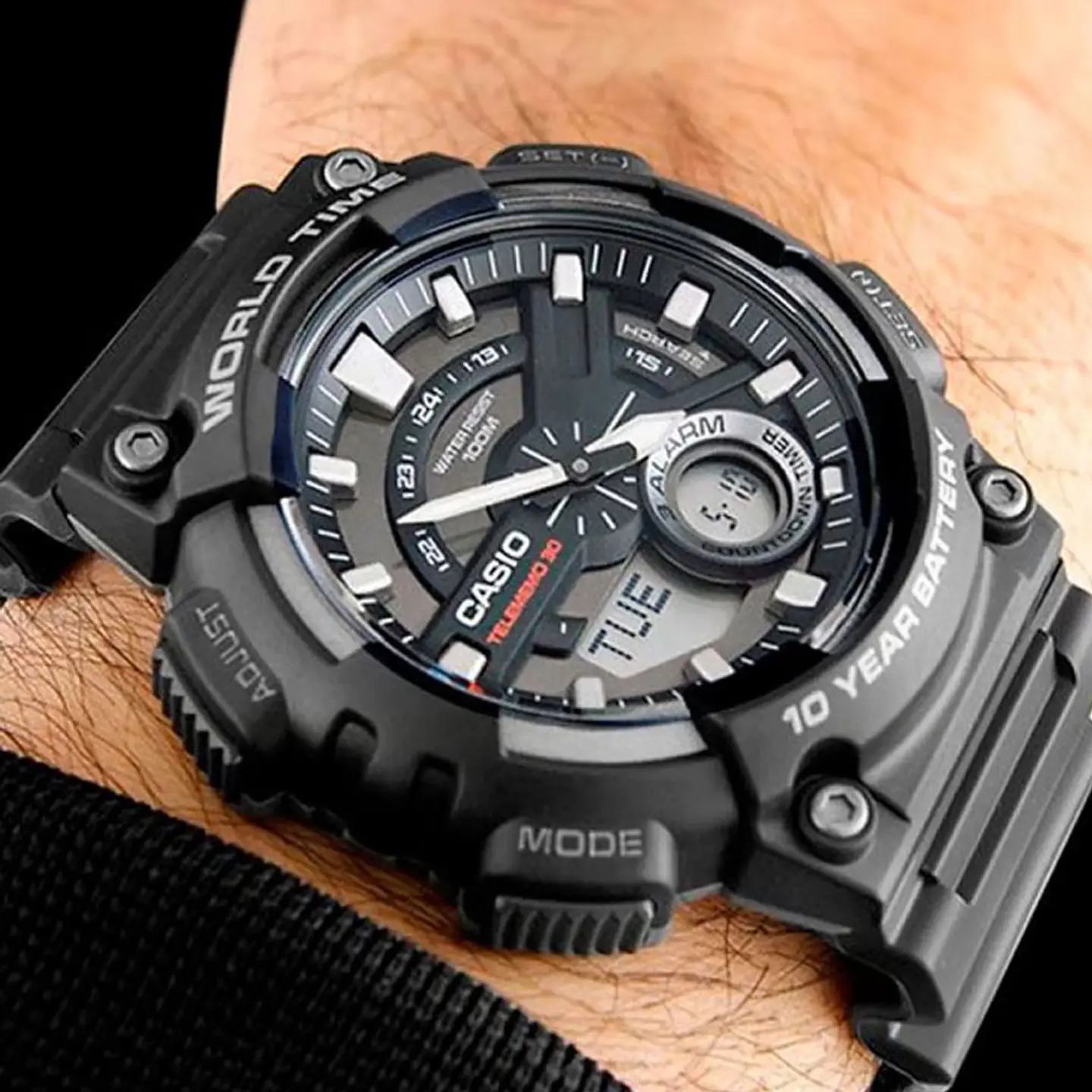 RELOJ CASIO PARA HOMBRE AEQ-110W-1AV 2