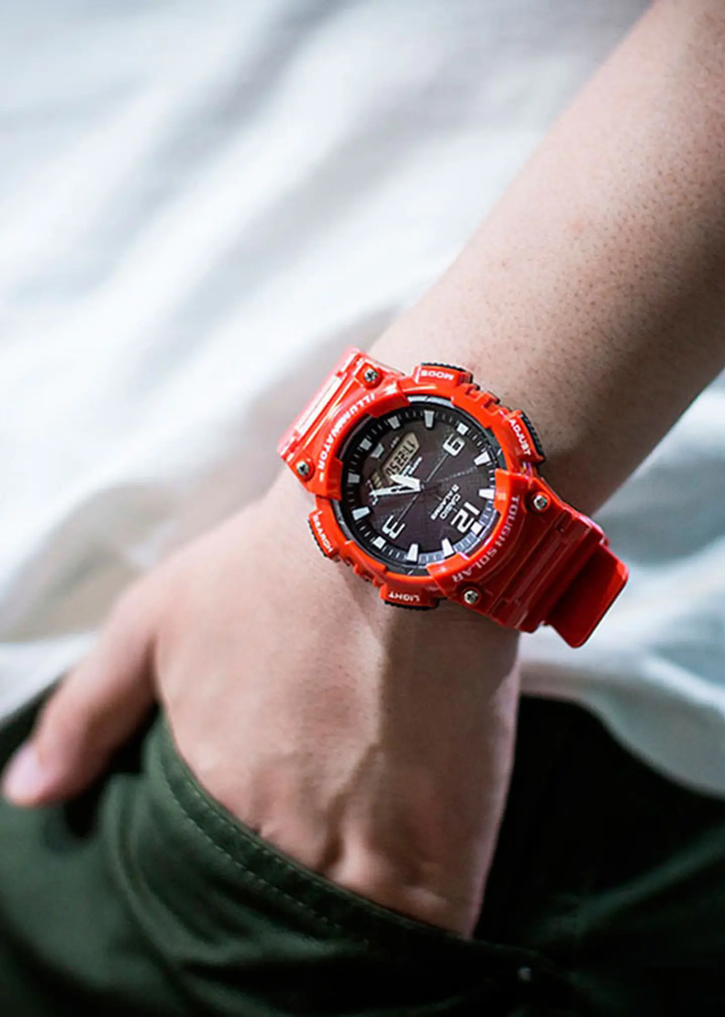 RELOJ CASIO PARA HOMBRE AQ-S810WC-4AV 3