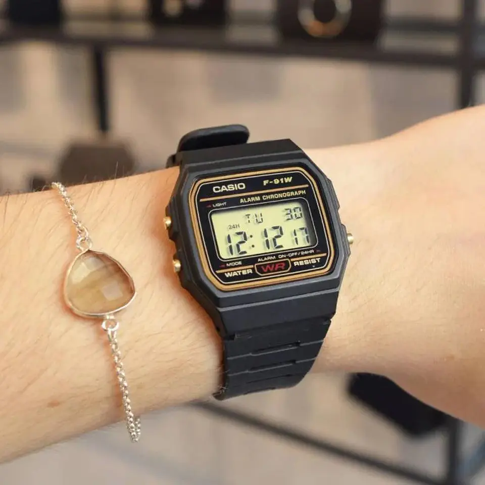 RELOJ CASIO UNISEX F-91WG-9 4
