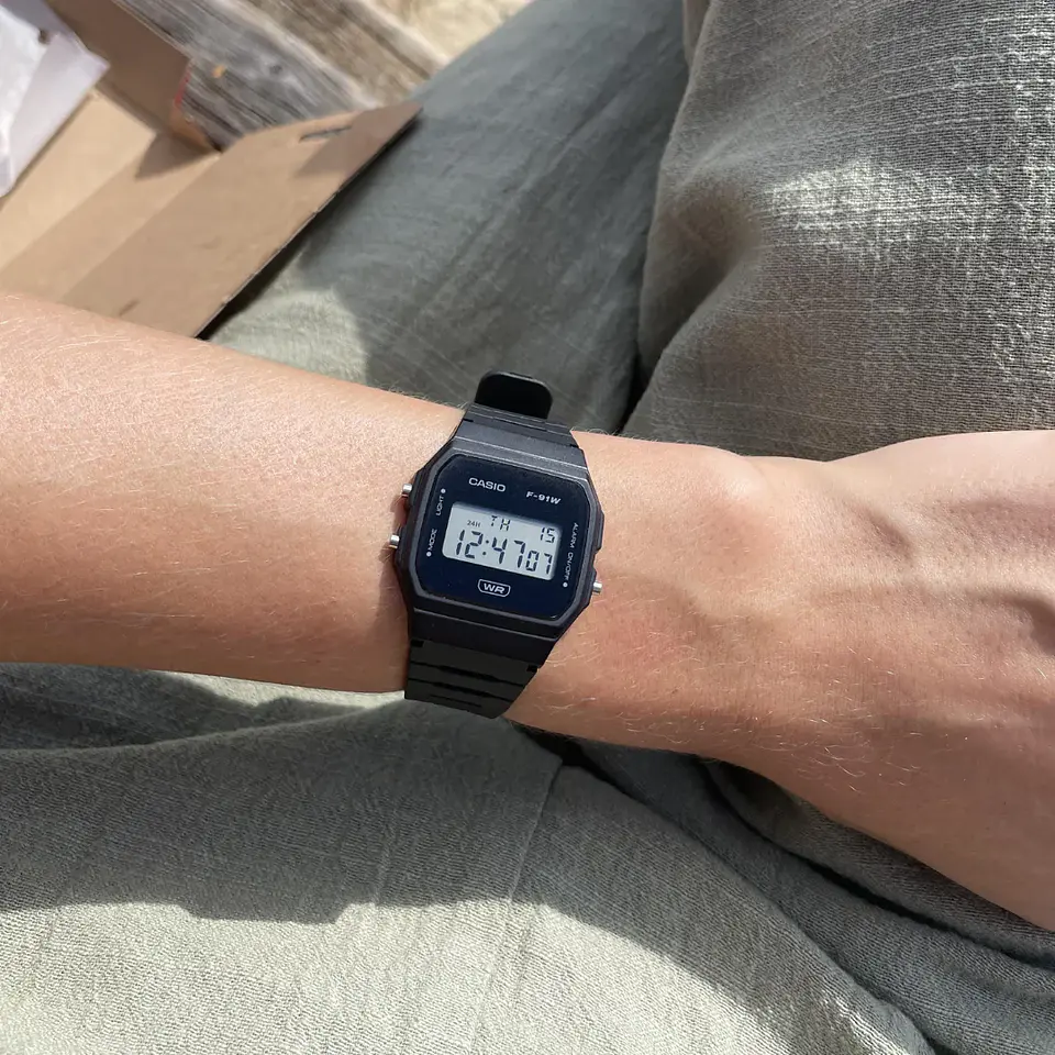RELOJ CASIO UNISEX F-91WB-1A 3