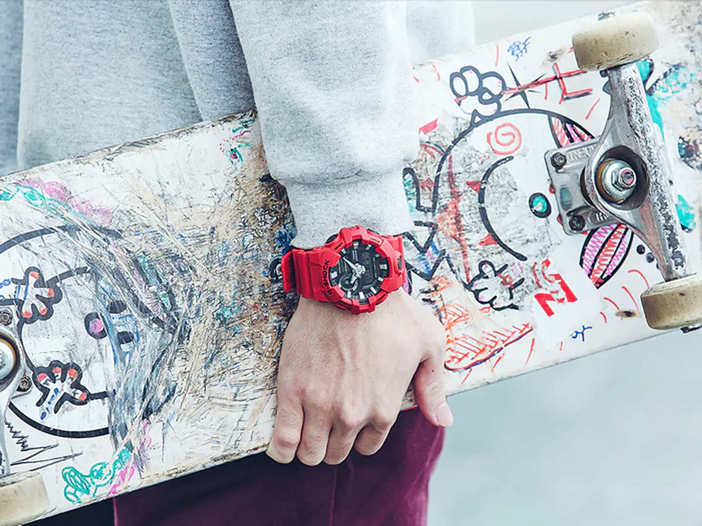 RELOJ G SHOCK PARA HOMBRES GA-700-4A 3